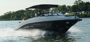Sea Ray Sunsport 230