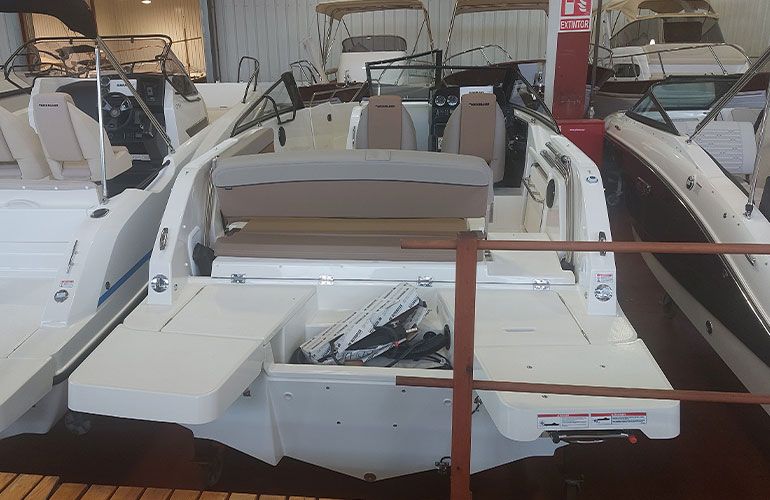 Quicksilver Activ 675 Bowrider