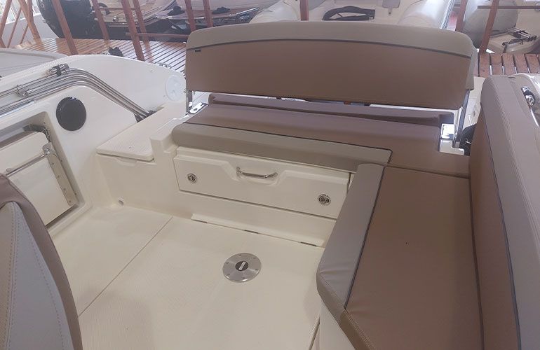 Quicksilver Activ 675 Bowrider