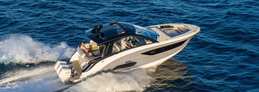 Sea Ray Sundancer 370 Outboard