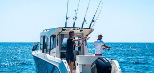 Quicksilver Captur 705 Pilothouse