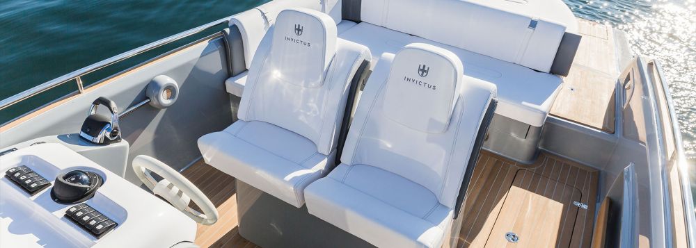 Invictus 280 GT-13