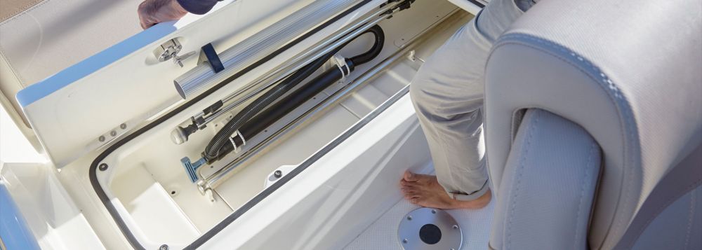 Quicksilver-activ-675-sundeck-10