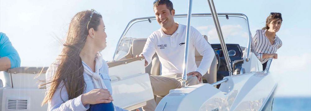 Quicksilver-activ-675-sundeck-9