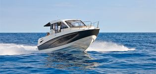 Quicksilver Activ 855 Weekend(2)