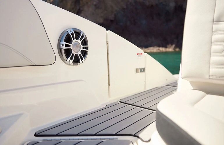 Sea Ray-210-SPX-9
