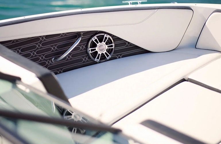 Sea Ray-210-SPX-8