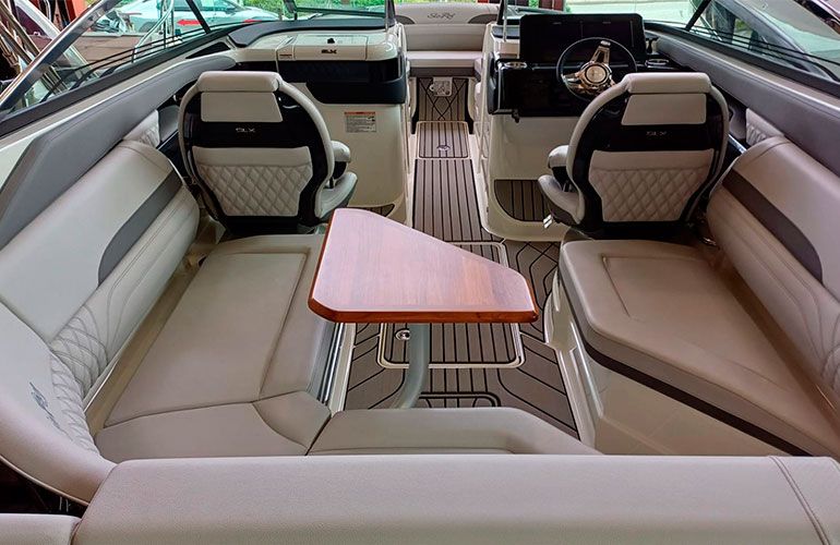 Sea Ray 260 SLX