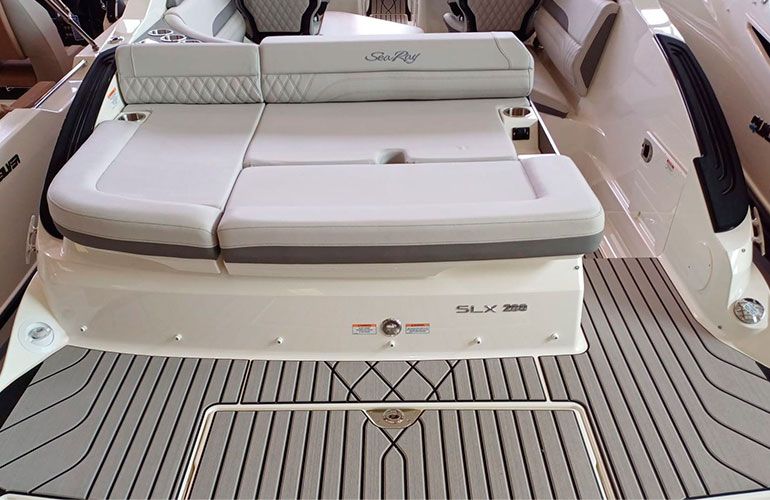Sea Ray 260 SLX