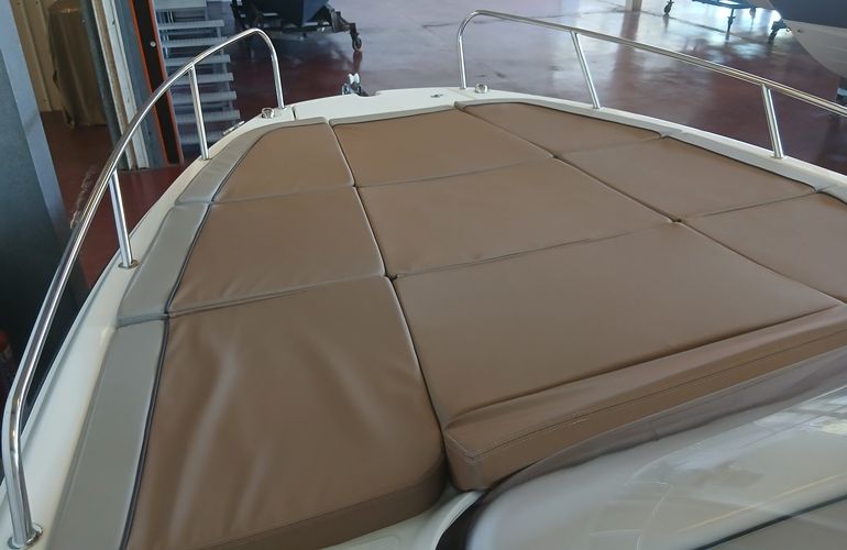 Quicksilver-755-Sundeck - 6