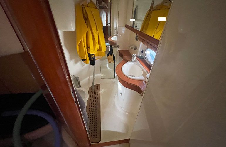 ATLANTIS 42