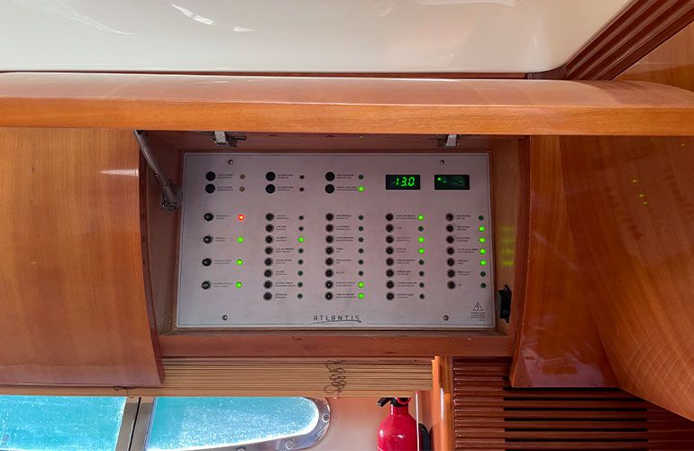 ATLANTIS 42
