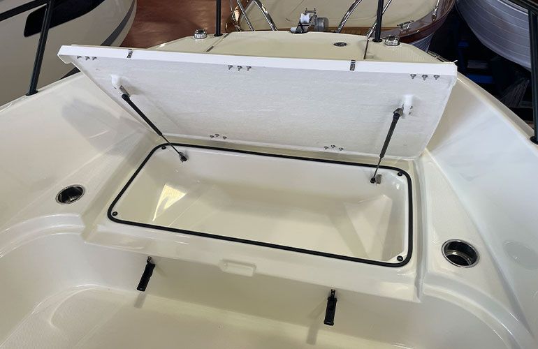 Quicksilver Activ 705 Open