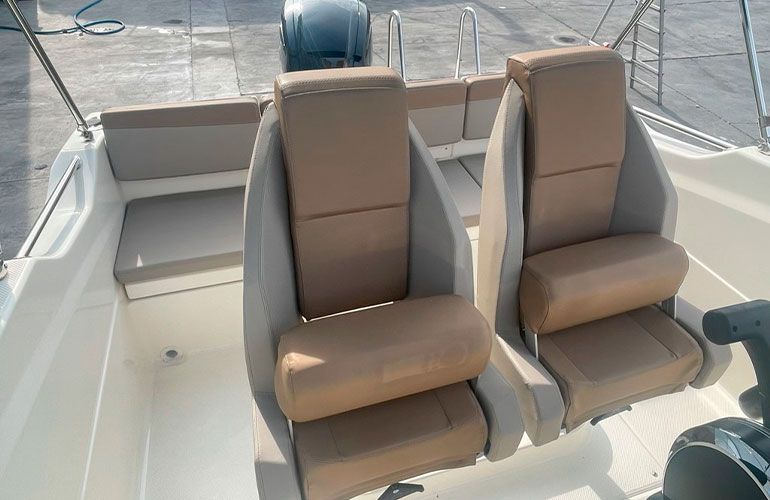 Quicksilver Activ 555 Open