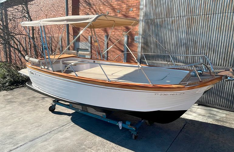 Cantieri Mimi Libeccio 700 Classic