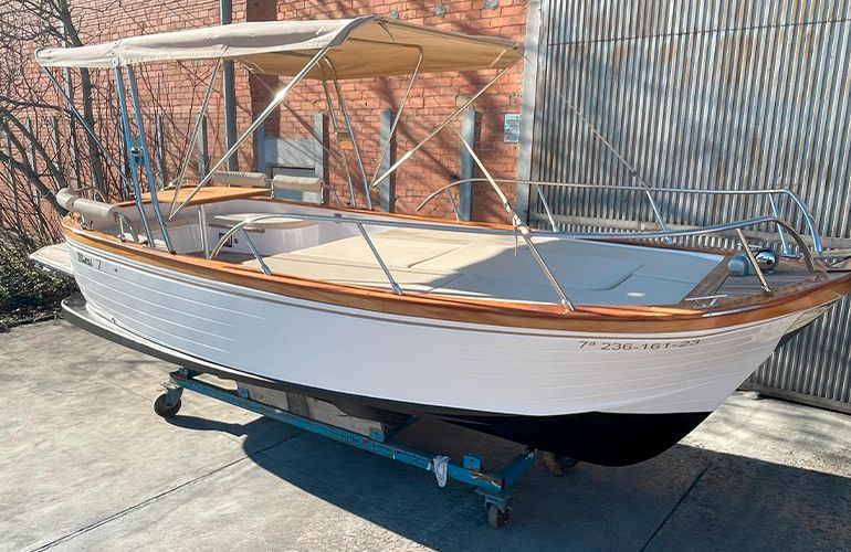 Cantieri Mimi Libeccio 700 Classic