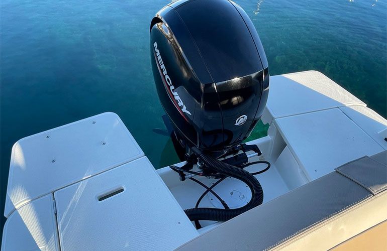 Quicksilver Activ 675 Bowrider